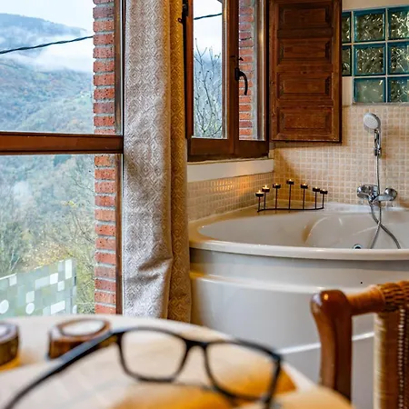 El Carbayu, Jacuzzi Y Vistas Séjour à la campagne Proaza